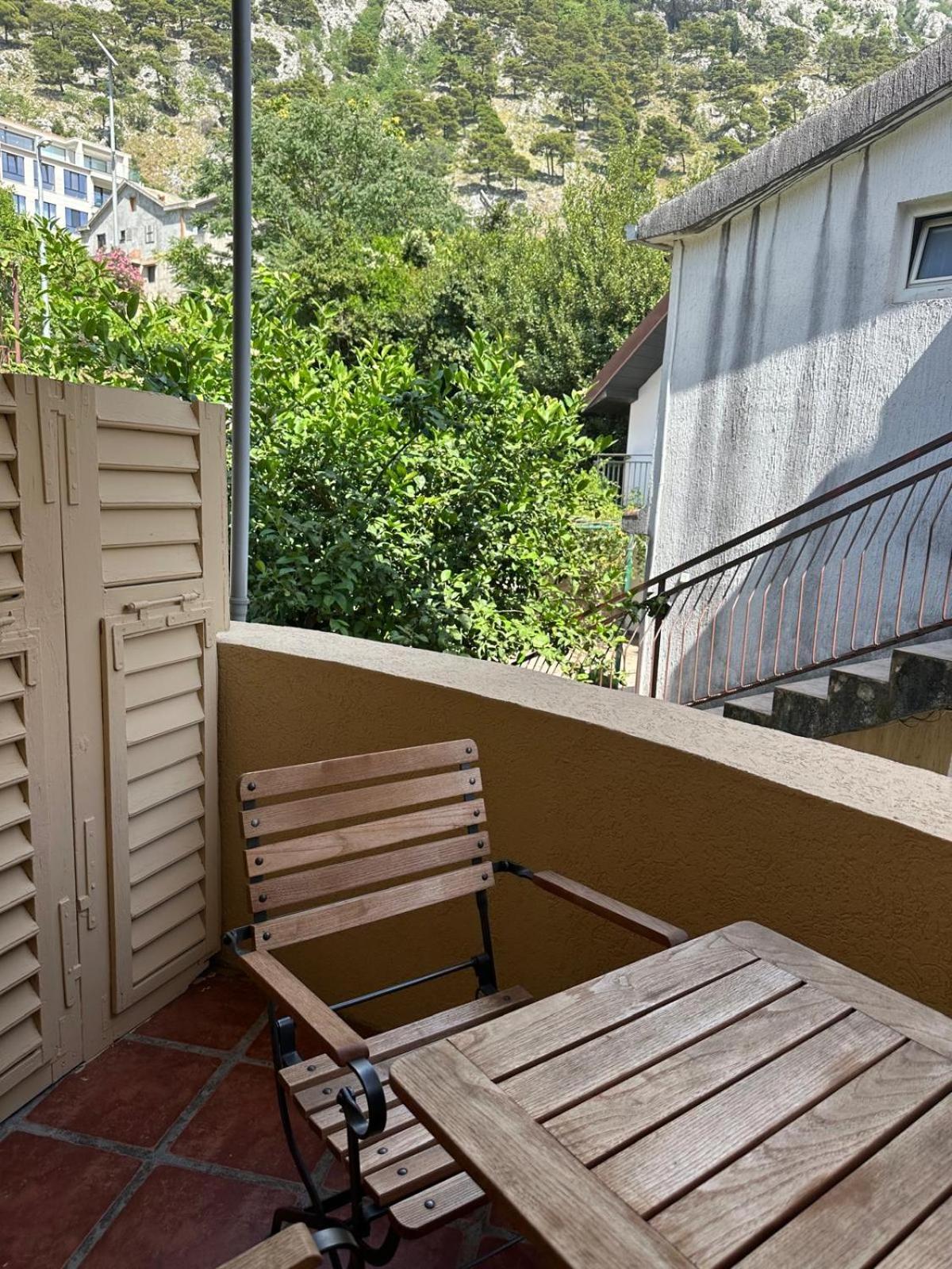 Themis Apart Hotel Kotor Exteriér fotografie