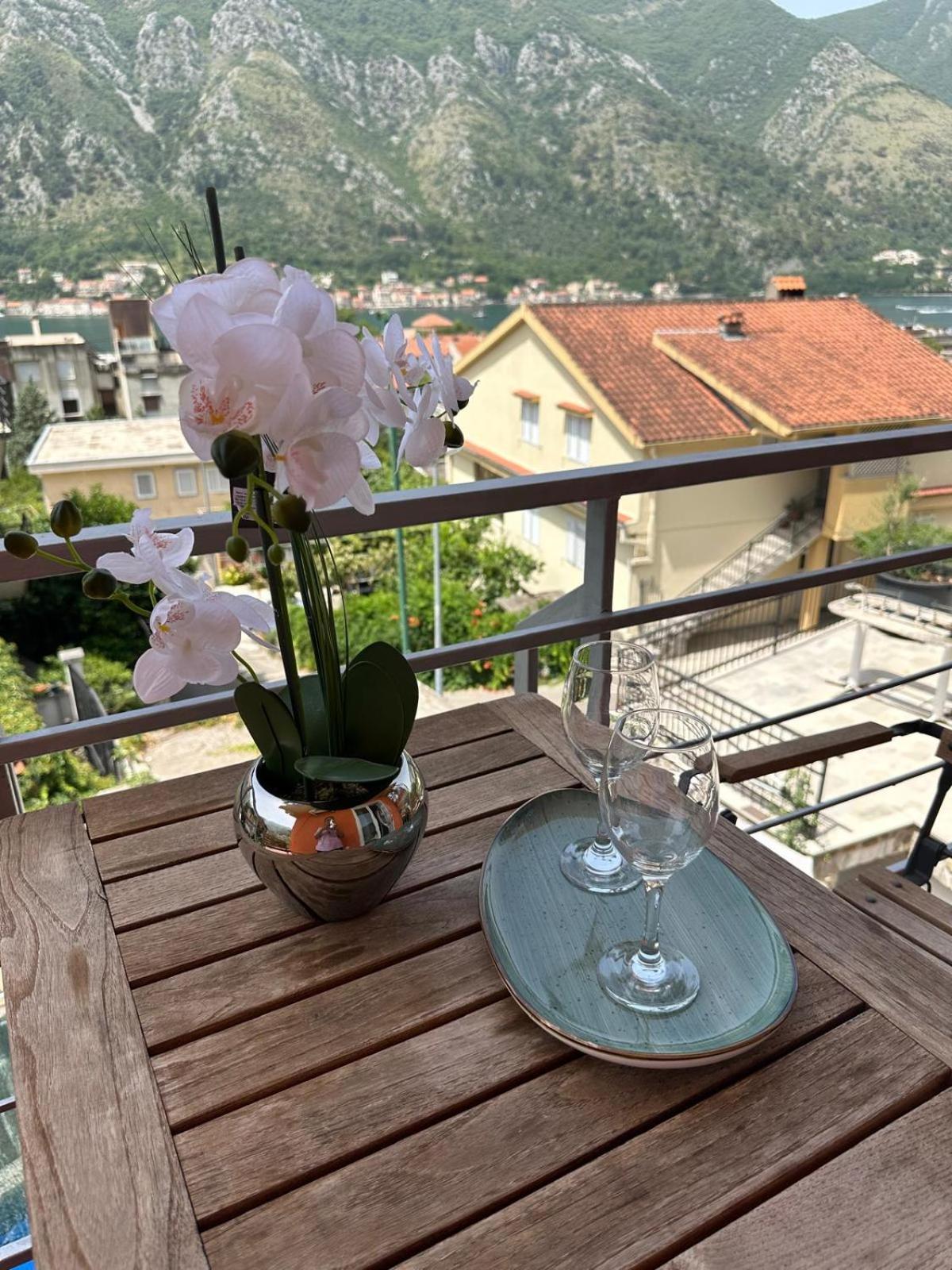 Themis Apart Hotel Kotor Exteriér fotografie